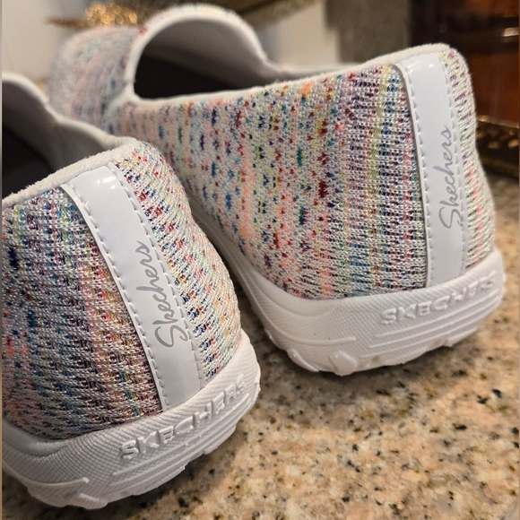 Skechers Rainbow Relaxed Fit Air Cooled Knit Slip-On Shoes Womens 9.5 - Picture 6 of 14